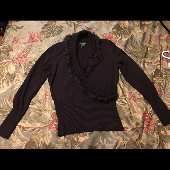 Brown mock wrap faux fur lined sweater. Medium - Picture 2 of 4