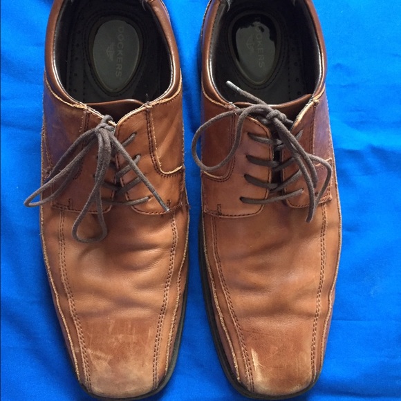 Men's brown Dockers dress shoes