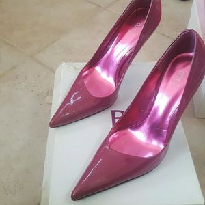 Patent leather pink heels