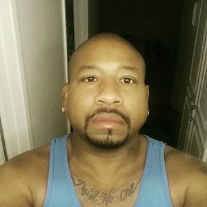 Meet your Posher, Carlos