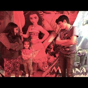 Meet your Posher, Gina