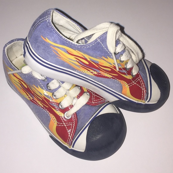 Morgan & Milo Flame 🔥 Sneakers Size 8.5 Toddler