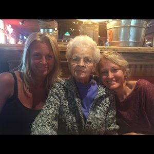 Meet your Posher, Benita