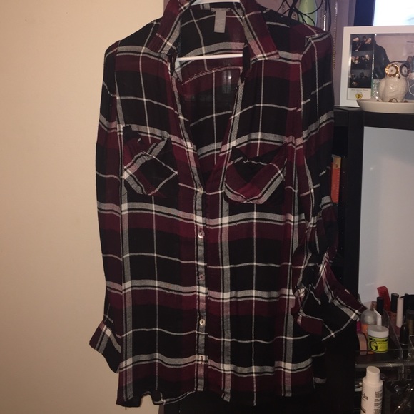 Plaid, button up shirt.