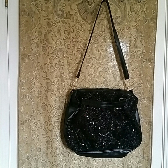 Bag  size  L