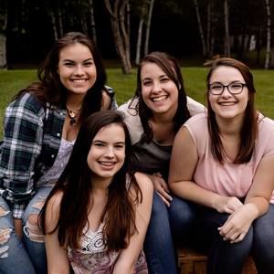 Meet your Posher, Edith