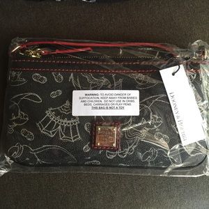 Dumbo Disney Dooney & Bourke