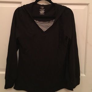Hooded long sleeve shirt