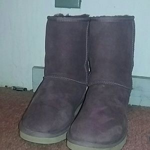 Lightly worn purple authentic uggs
