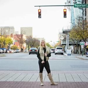 Meet your Posher, Kaleigh