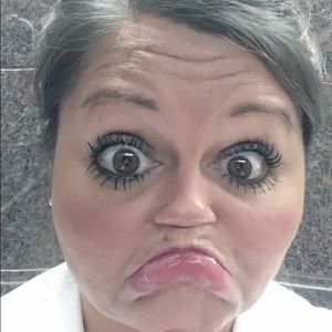 Meet your Posher, Heidi