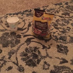 Meet your Posher, Demetris