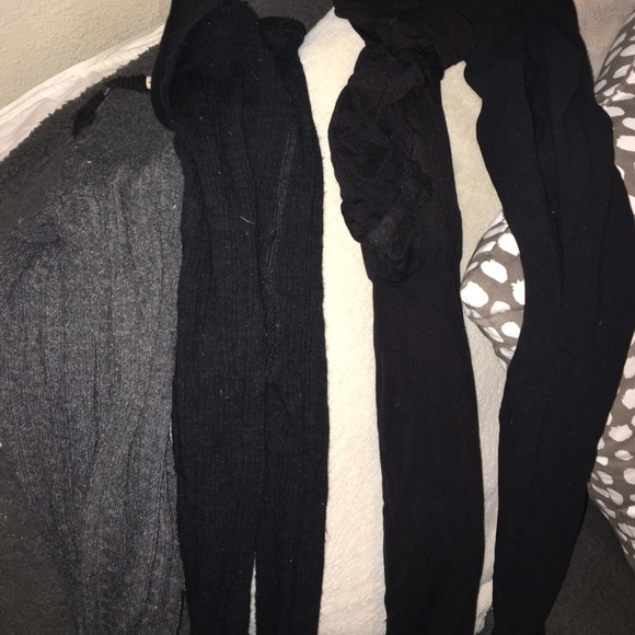 😍4 PAIRS OF TIGHTS FOR $10😍