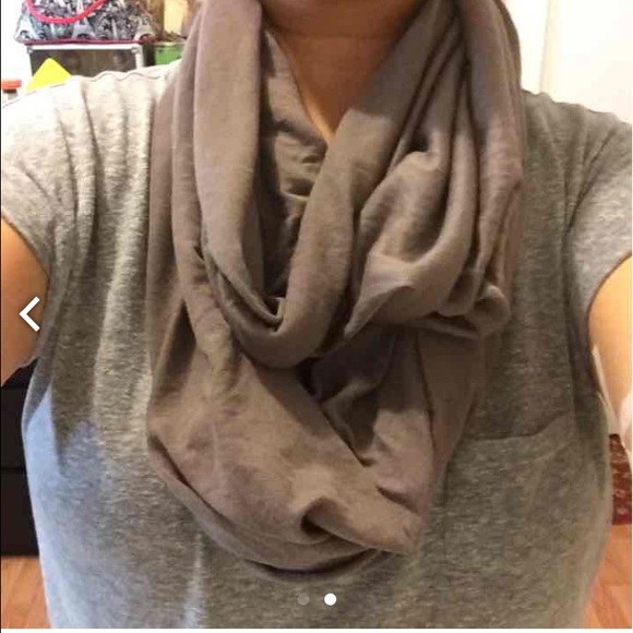 Scarf - Picture 2 of 2