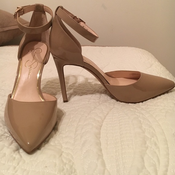 Jessica Simpson Nude Pumps