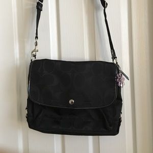 Coach messenger style bag