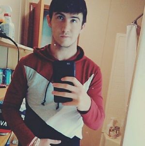 Meet your Posher, Tyler