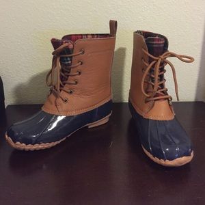 Sporto Dede Duck Boots. Size 7