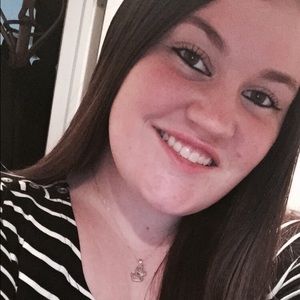 Meet your Posher, Jocelyn