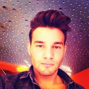 Meet your Posher, Ihsan