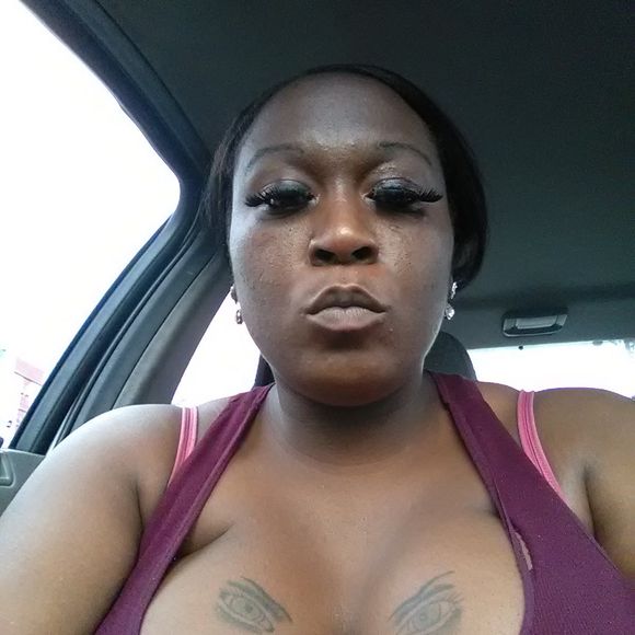 Meet your Posher, Megan - Picture 1 of 1