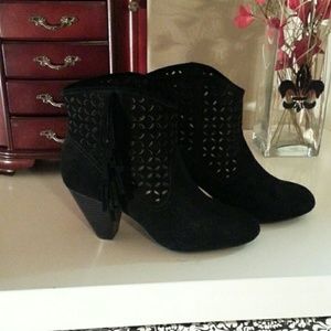 Jessica Simpson Black ankle boots