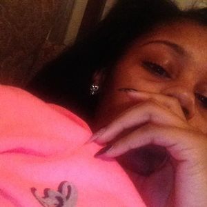 Meet your Posher, Kayla