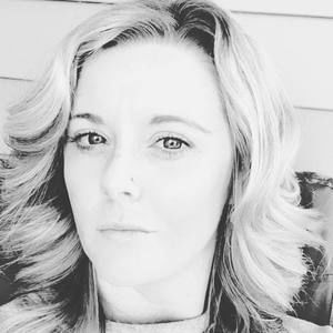 Meet your Posher, Kandi