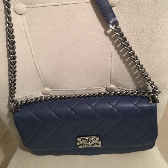 Chanel purse - Picture 2 of 4