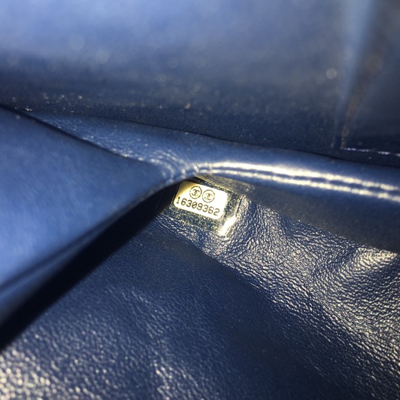 Chanel purse - Picture 4 of 4