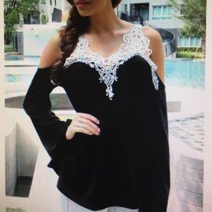 🆕 plus size Cold shoulder lace blouse