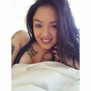 Meet your Posher, Samya