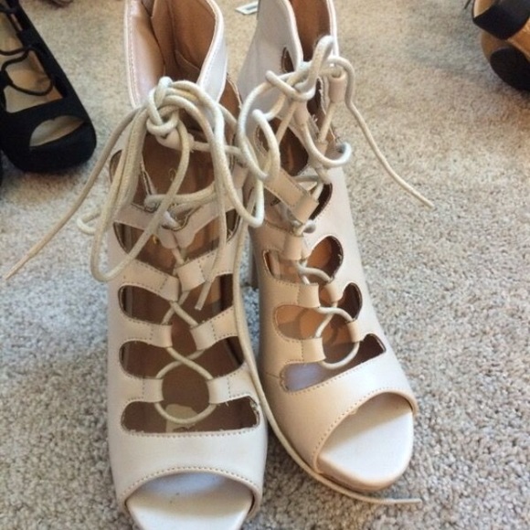 Fashion nova heels