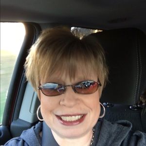 Meet your Posher, Lynn