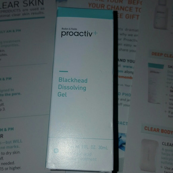 Proactiv Blackhead Dissolving Gel