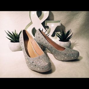 Silver Glittery Pumps sz7