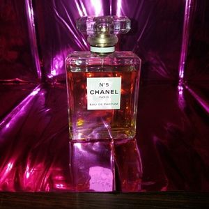 Chanel perfume