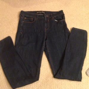 Ladies Express mid rise legging- size 4 regular.