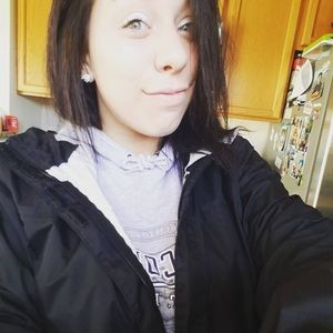 Meet your Posher, Carlee