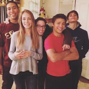 Meet your Posher, Lawrence