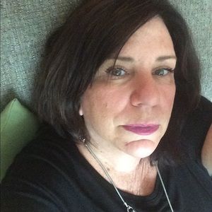 Meet your Posher, Michele