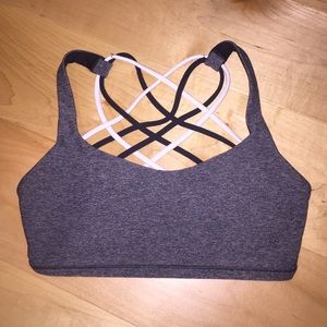 Lululemon sports bra