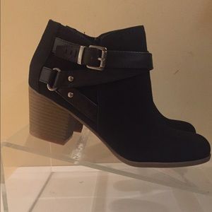 Black suede Booties