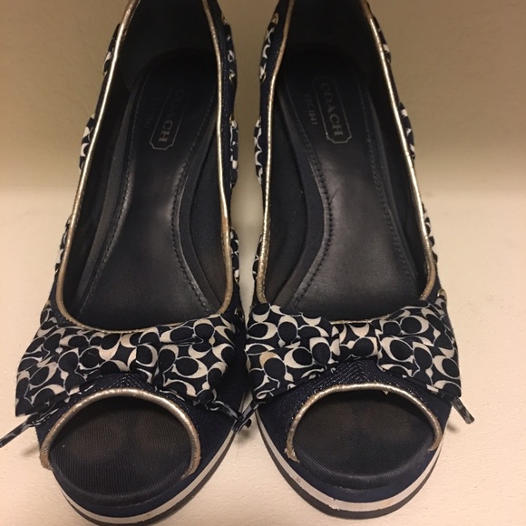 Coach Wedges - Picture 1 of 4