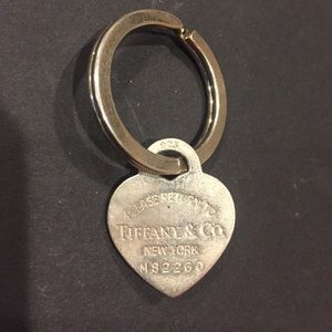 Tiffany and Co. Heart keychain 💙