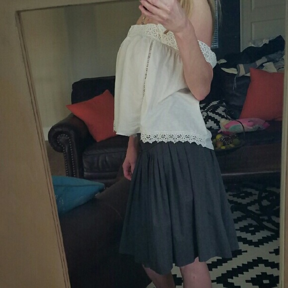 ZARA PRICE DROP! pleated full skirt - Picture 2 of 3