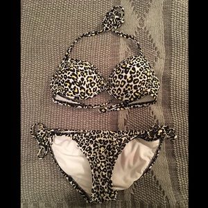 Leopard print bikini