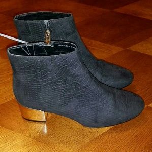 SOLD! TOPSHOP ankle boots