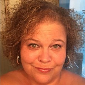 Meet your Posher, Melinda