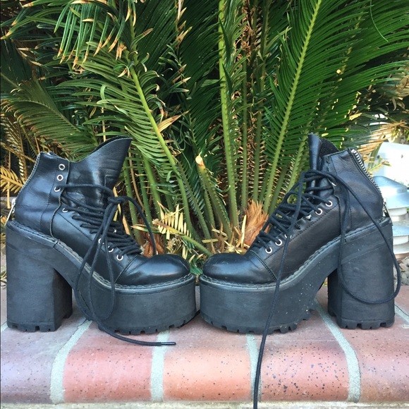 Unif thrash boots